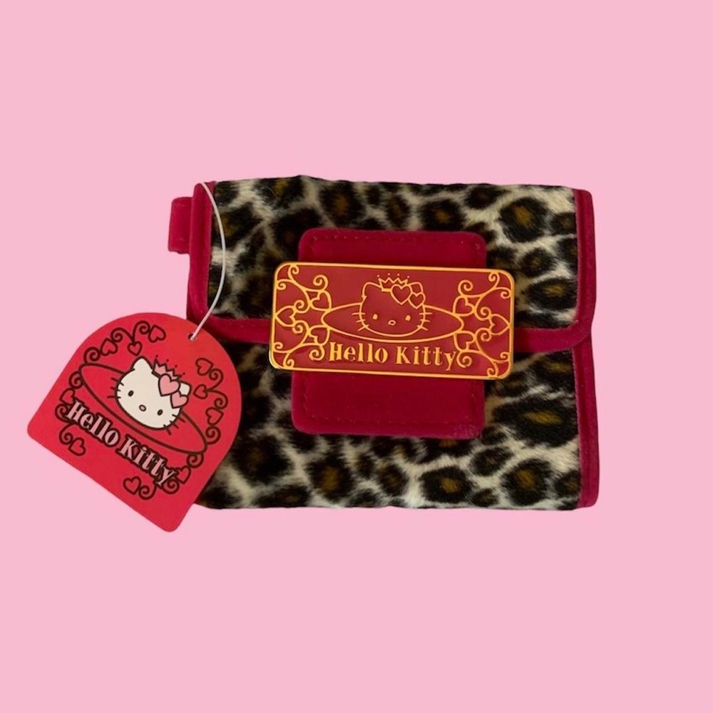 Hello kitty leopard print wallet